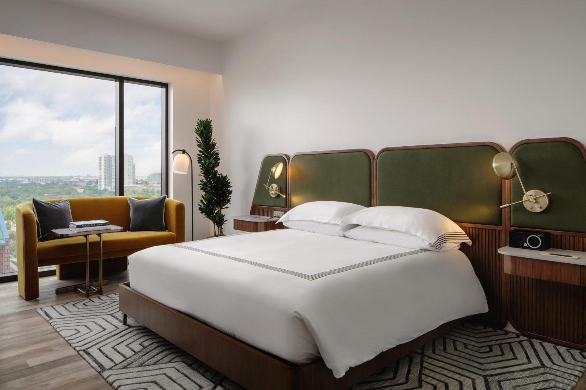 Thompson Houston, By Hyatt Hotel Bagian luar foto