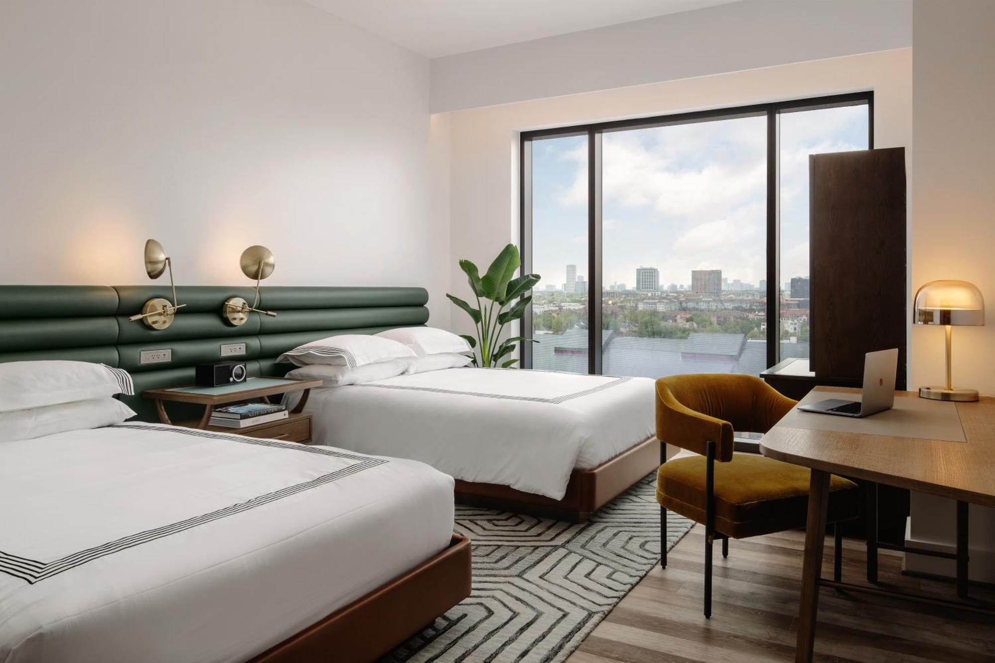 Thompson Houston, By Hyatt Hotel Bagian luar foto