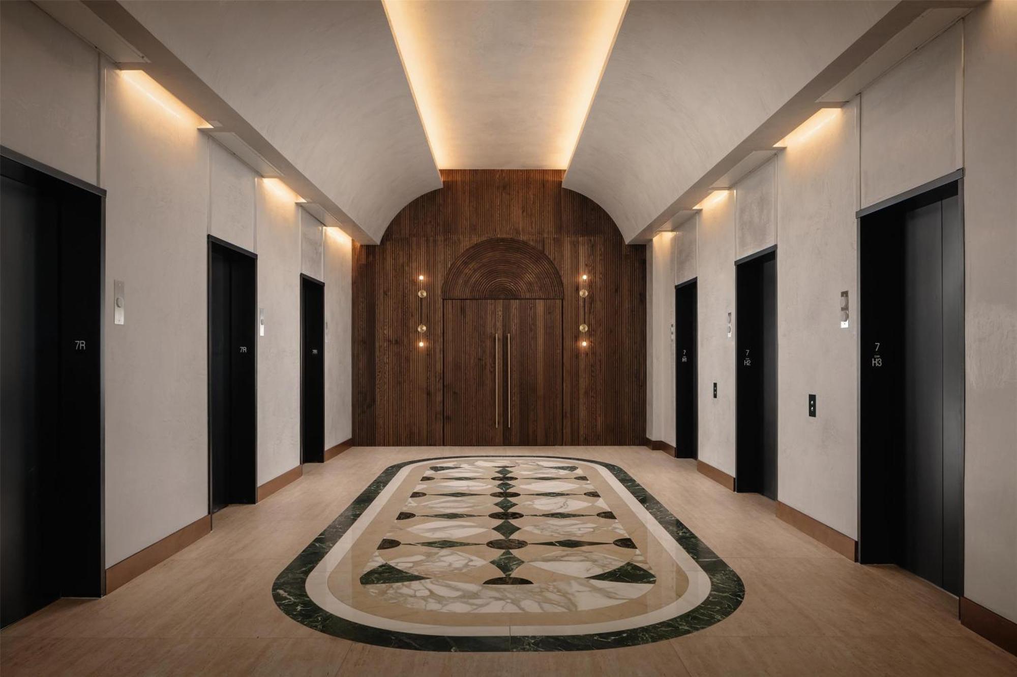 Thompson Houston, By Hyatt Hotel Bagian luar foto